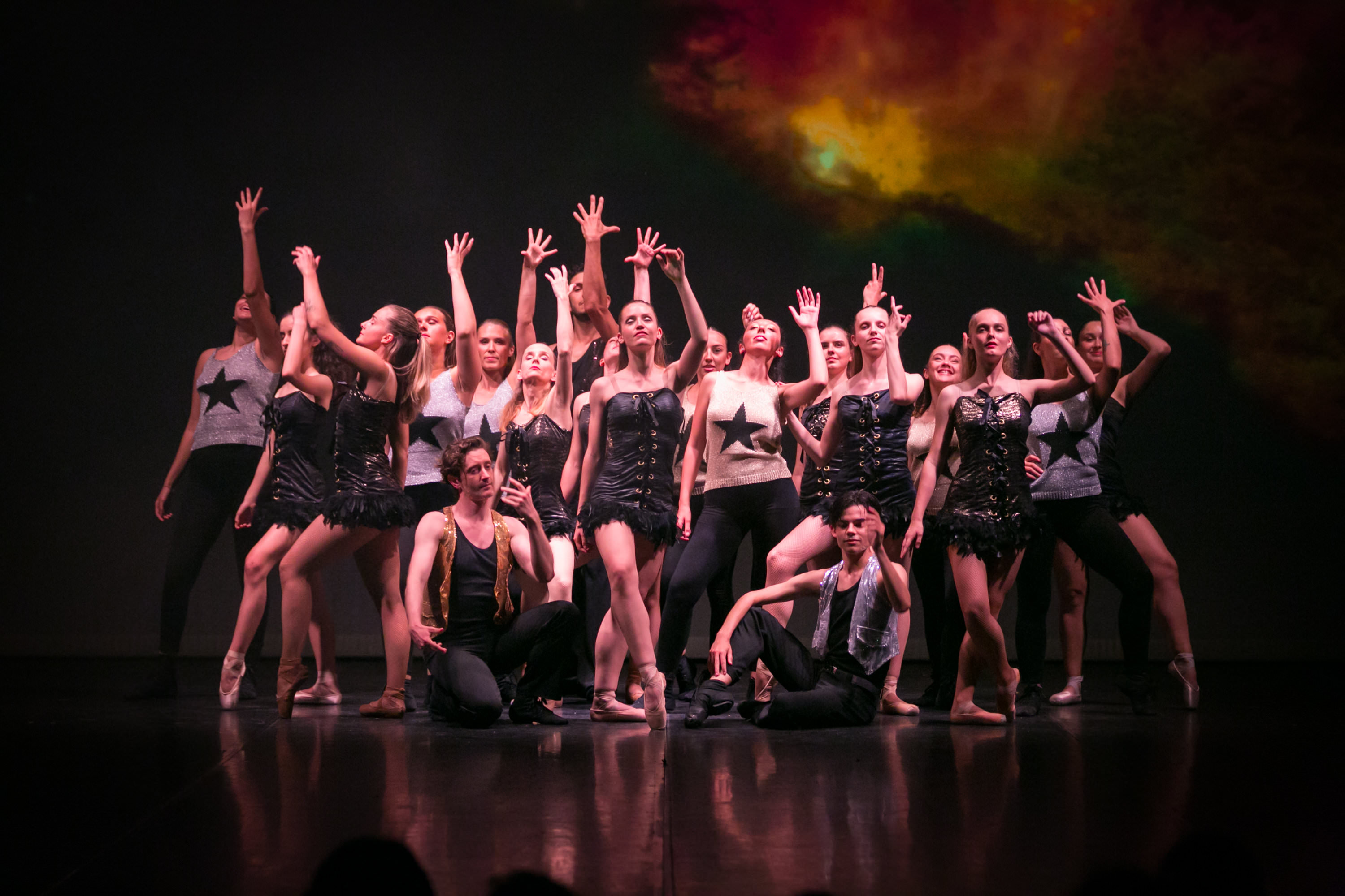 AMD, Académie Méditerranéenne de Danse, AMDanse, Marseille, Ecole de Danse Marseille, AMD Marseille, Mitou Manderon, Thierry Le Floc'h, Diane, Ludovick, Neven Ritmanic, Danse Classique Enfants, Cours Danse Classique, Inscription Danse Classique