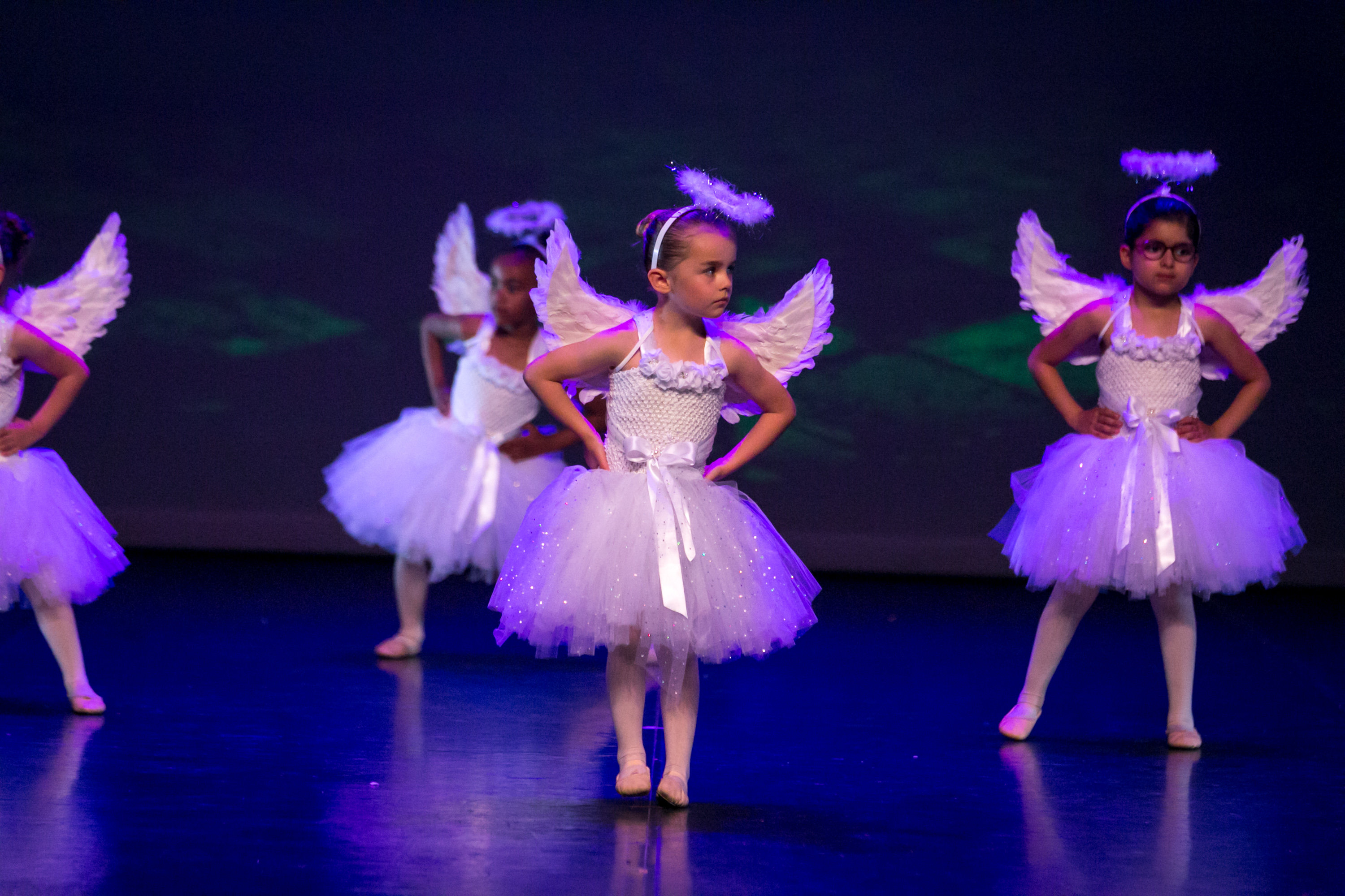 AMD, Académie Méditerranéenne de Danse, AMDanse, Marseille, Ecole de Danse Marseille, AMD Marseille, Mitou Manderon, Thierry Le Floc'h, Diane Le Floc’h, Ludovick Le Floc’k, Neven Ritmanic, Danse Classique; initiation, éveil à la danse